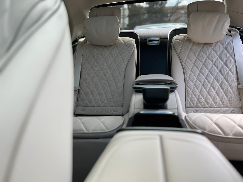 Business Limousines Vienna Business Limousines Vienna
